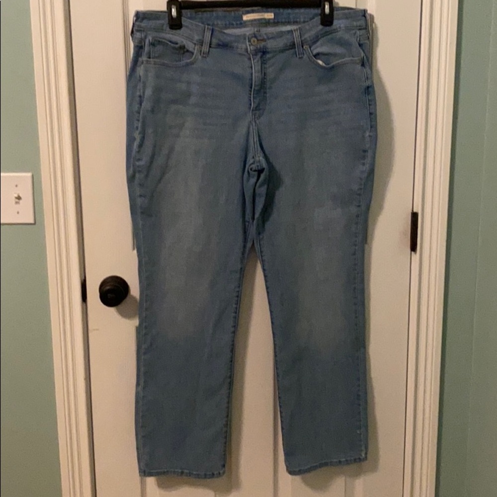 Women’s 414 Classic Straight 20W Levi’s Jeans